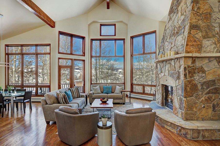 004 277 Saddle Ridge Loop