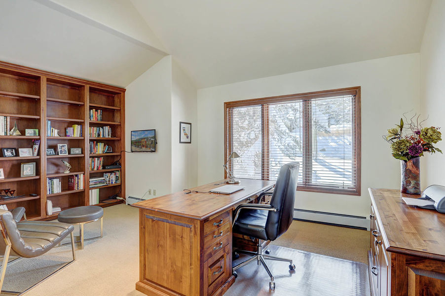025 277 Saddle Ridge Loop