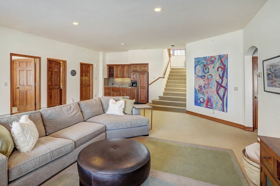 027 277 Saddle Ridge Loop