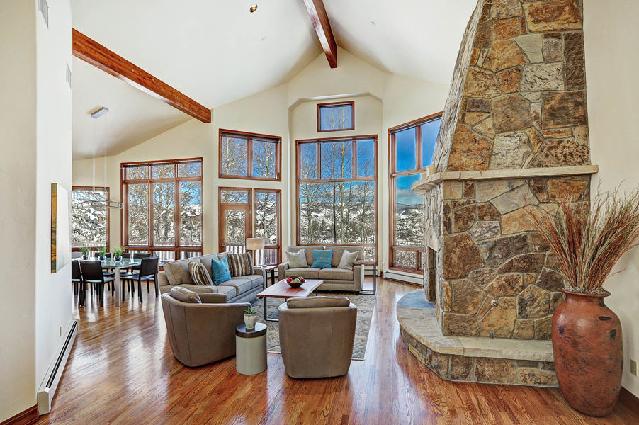 043 277 Saddle Ridge Loop