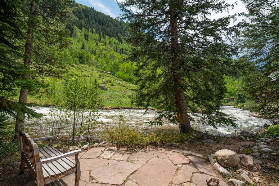 4196-Columbine-Road-0004