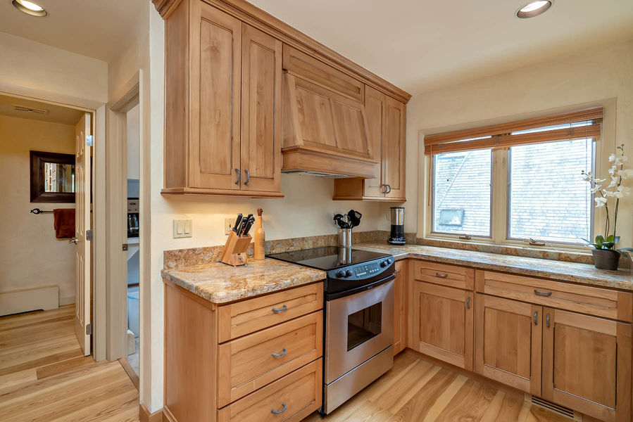 4196-Columbine-Road-0025