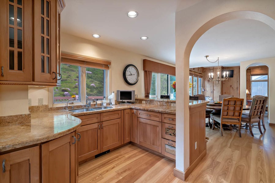 4196-Columbine-Road-0026