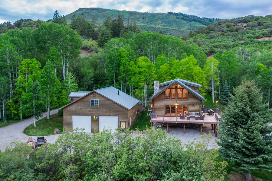 9273-Brush-Creek-Website-and-MLS-I-mes-0003