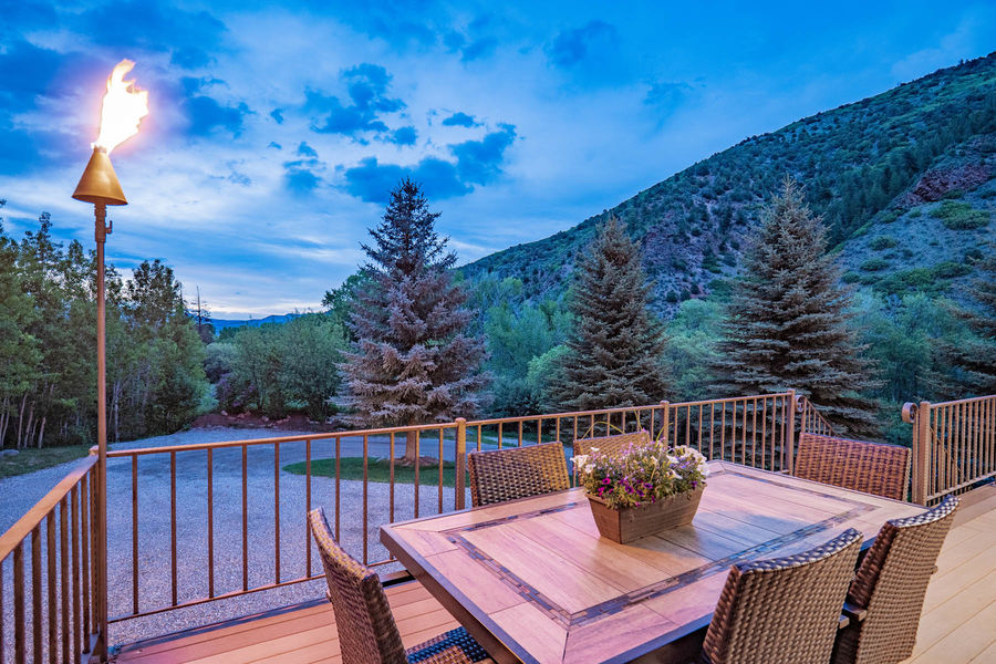 9273-Brush-Creek-Website-and-MLS-I-mes-0010