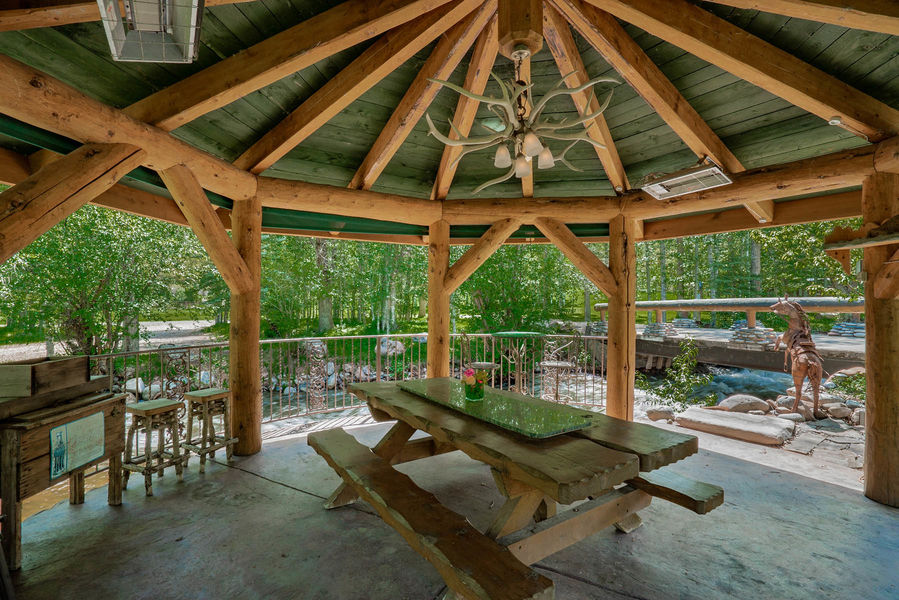 9273-Brush-Creek-Website-and-MLS-I-mes-0026