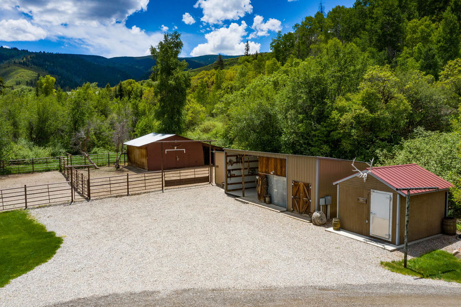 9273-Brush-Creek-Website-and-MLS-I-mes-0030
