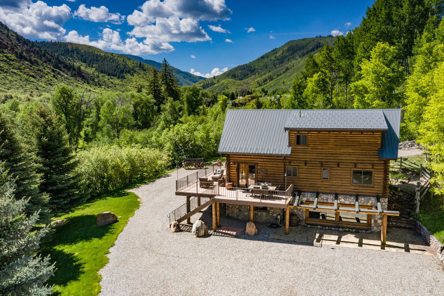 9273-Brush-Creek-Website-and-MLS-I-mes-0036