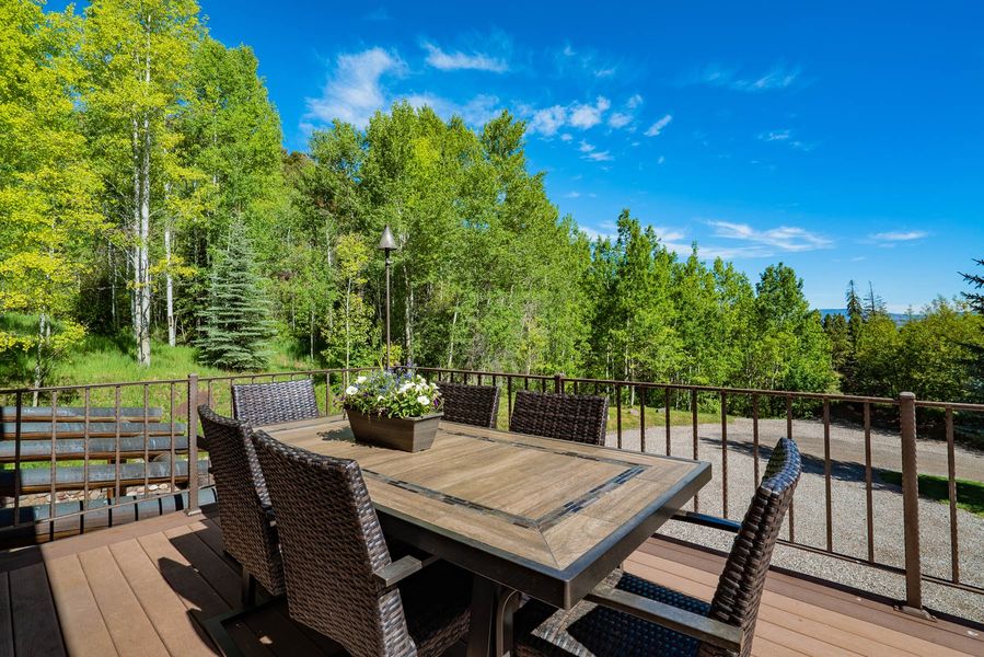 9273-Brush-Creek-Website-and-MLS-I-mes-0039