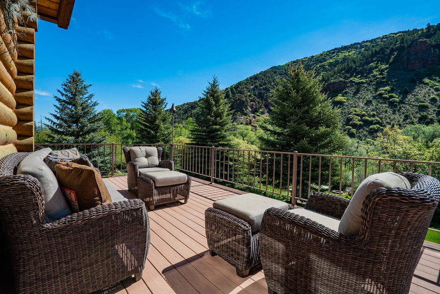 9273-Brush-Creek-Website-and-MLS-I-mes-0041