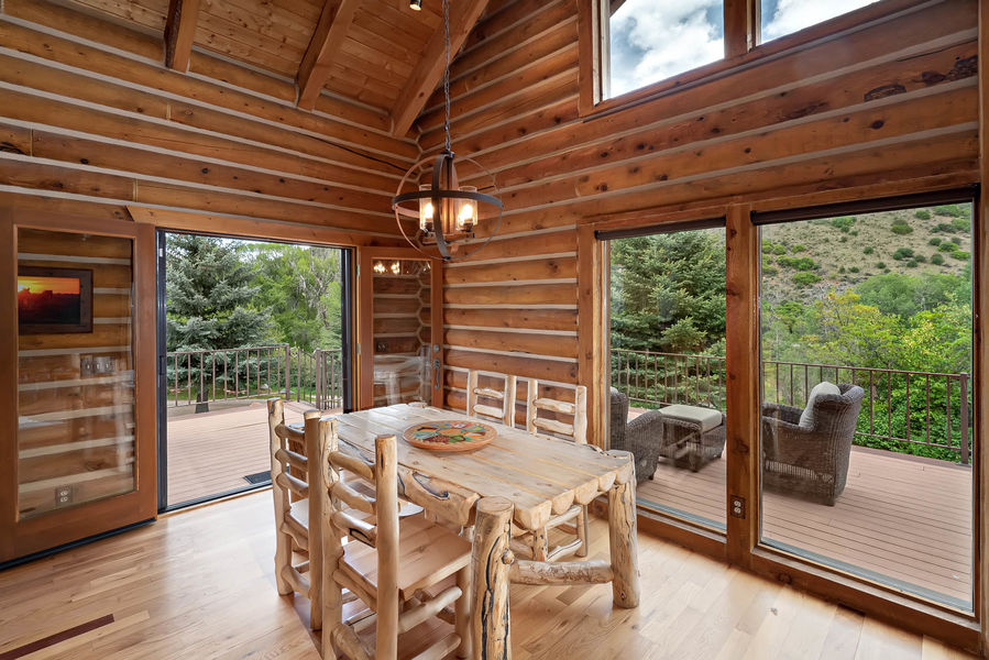 9273-Brush-Creek-Website-and-MLS-I-mes-0047