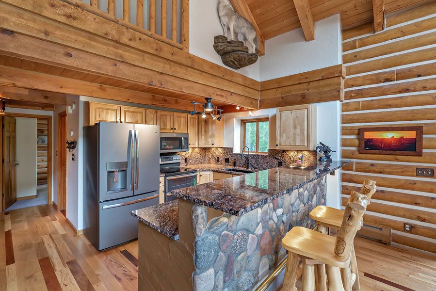 9273-Brush-Creek-Website-and-MLS-I-mes-0051