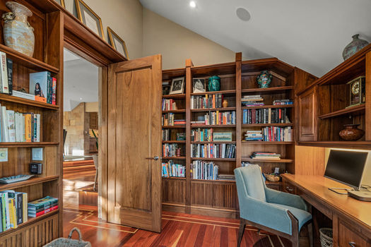 22 1005 Cordillera Way