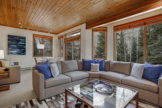 1588 Golf Terrace #4104