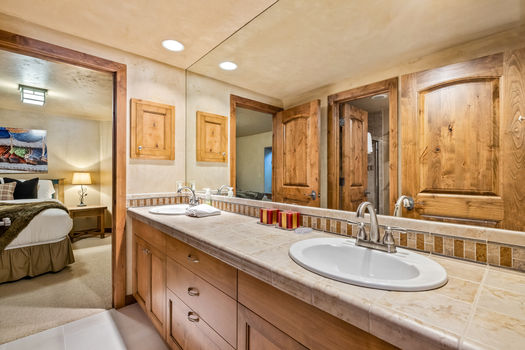 1785 Sunburst Drive Summer 2023 032