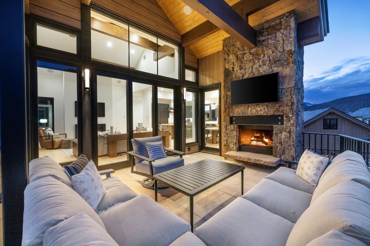 100 Legends Drive D 14