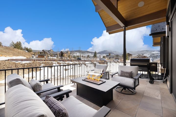 100 Legends Drive D 16