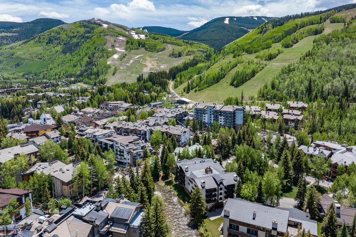 103 Willow Place 301_Summer Winter Combined_03