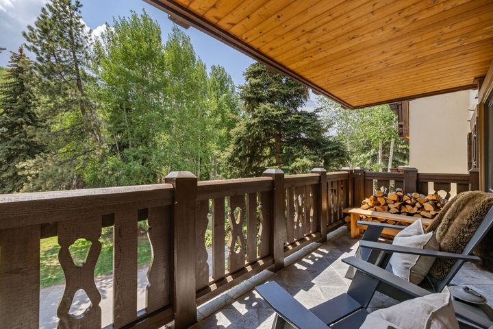 103 Willow Place 301_Summer Winter Combined_10a