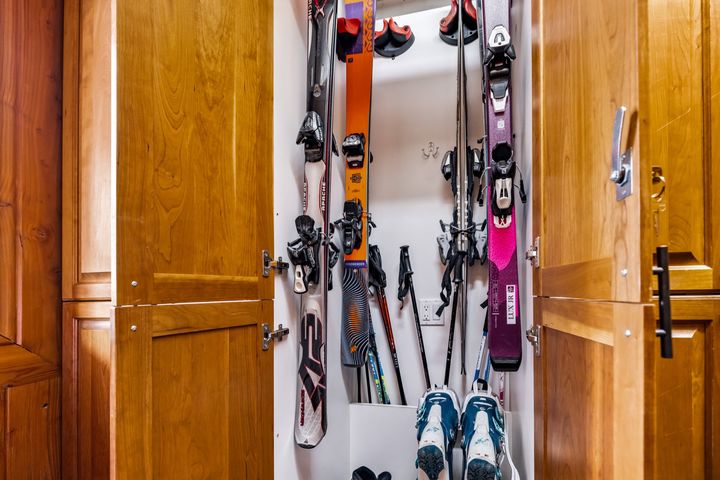 103 Willow Place 301_Summer Winter Combined_53