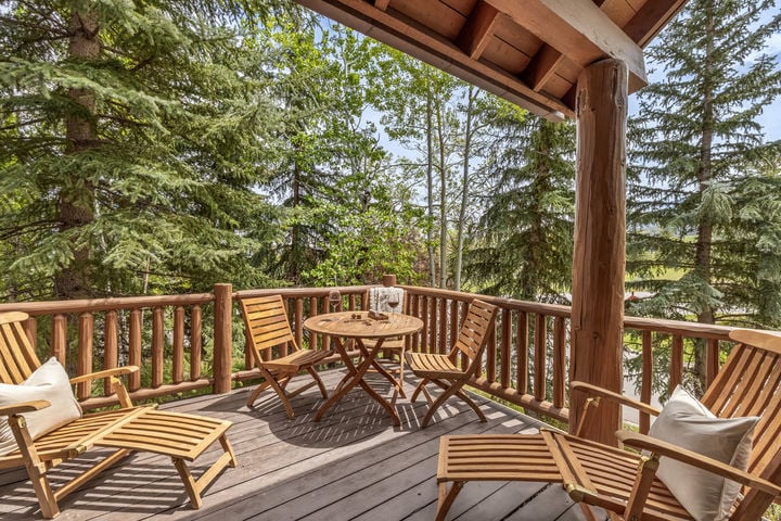 25 Cottage Cirlcle_0004