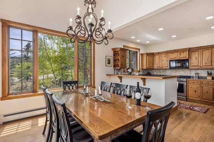 25 Cottage Cirlcle_0011