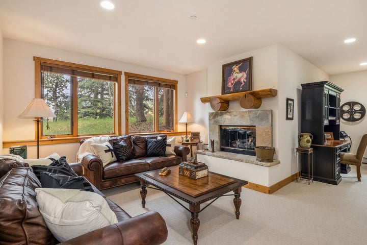 25 Cottage Cirlcle_0020