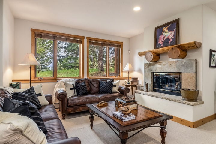 25 Cottage Cirlcle_0021