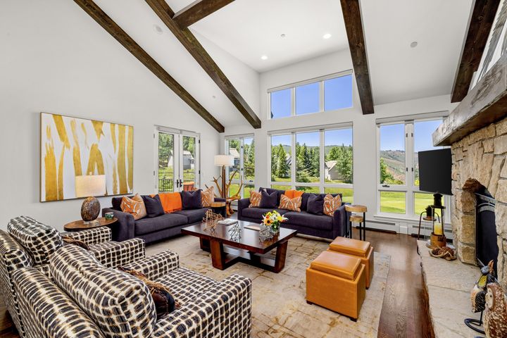 477 Kensington Drive 11