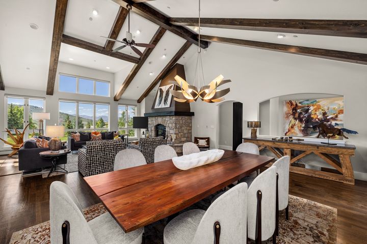 477 Kensington Drive 15