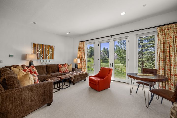 477 Kensington Drive 36