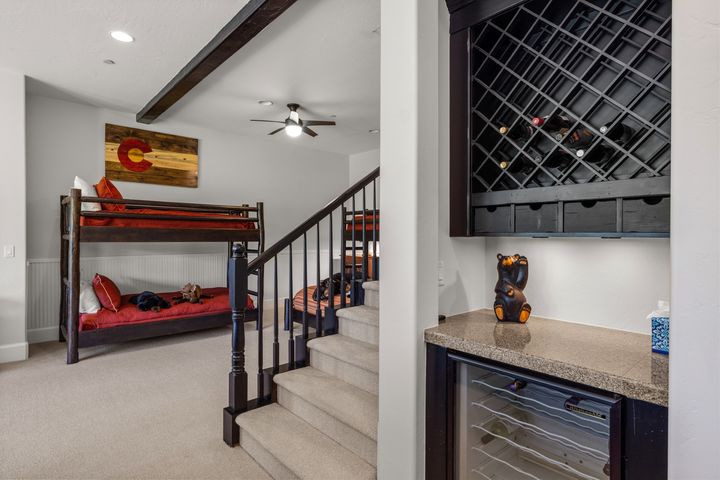 477 Kensington Drive 39