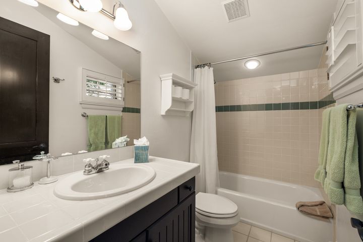 477 Kensington Drive 48