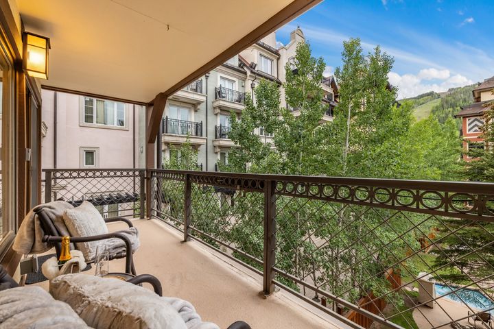 684 W Lionshead Circle 302_Summer Winter _05