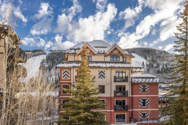 684 W Lionshead Circle 302_Summer Winter _08