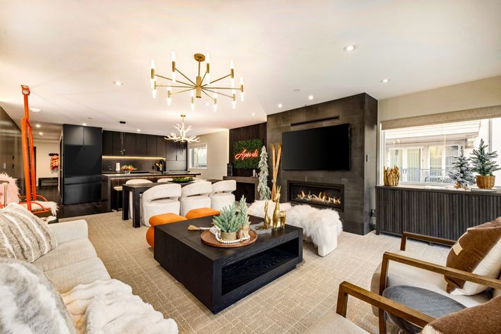 684 W Lionshead Circle 302_Summer Winter _09