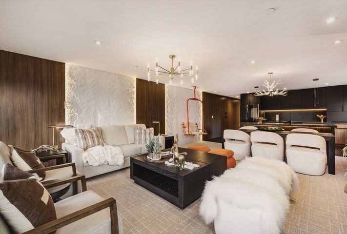 684 W Lionshead Circle 302_Summer Winter _10