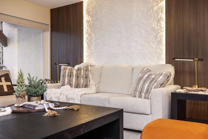 684 W Lionshead Circle 302_Summer Winter _12