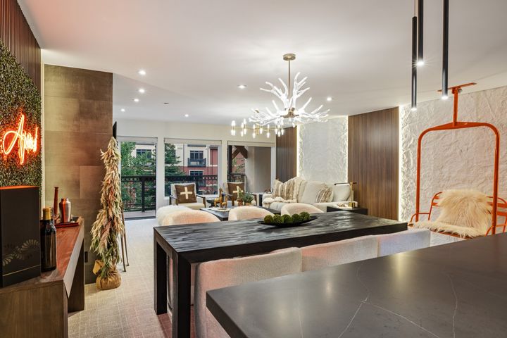 684 W Lionshead Circle 302_Summer Winter _18