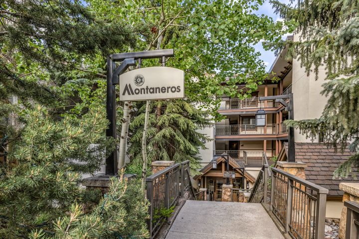 684 W Lionshead Circle 302_Summer Winter _34