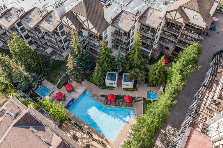 684 W Lionshead Circle 302_Summer Winter _37