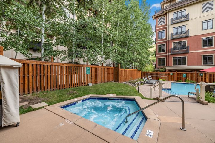 684 W Lionshead Circle 302_Summer Winter _46