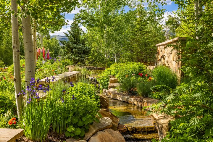 76 Elkhorn V2 Final 14