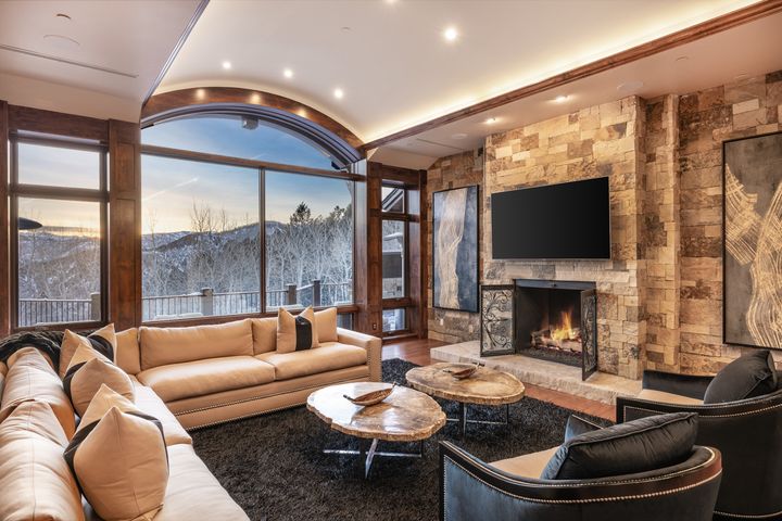 76 Elkhorn V2 Final 21