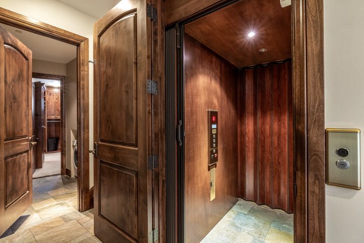 76 Elkhorn V2 Final 68