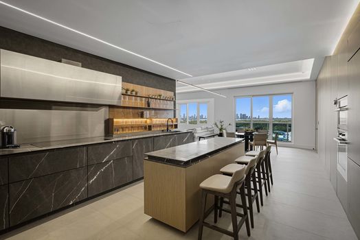 09_2301_Collins_Ave_Apt_1634_-_Luxury_Real_Estate_-_Concierge_Auctions