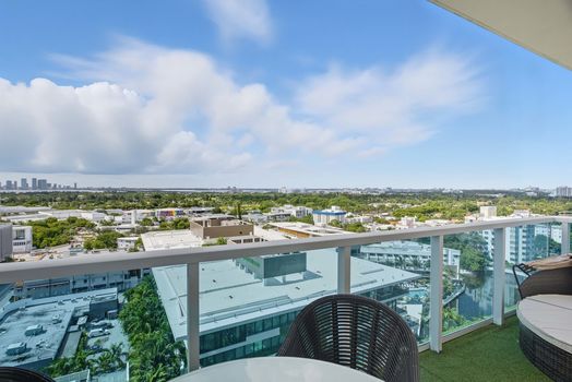 10_2301_Collins_Ave_Apt_1634_-_Luxury_Real_Estate_-_Concierge_Auctions