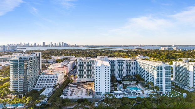 24_2301_Collins_Ave_Apt_1634_-_Luxury_Real_Estate_-_Concierge_Auctions