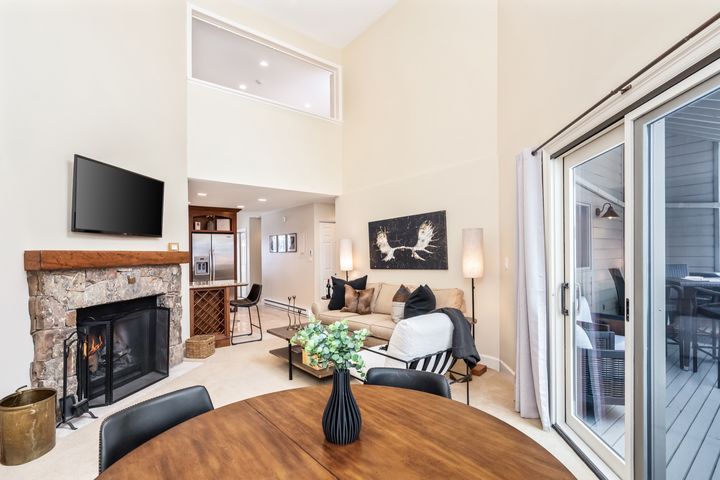 945 Red Sanstone Road A5 011