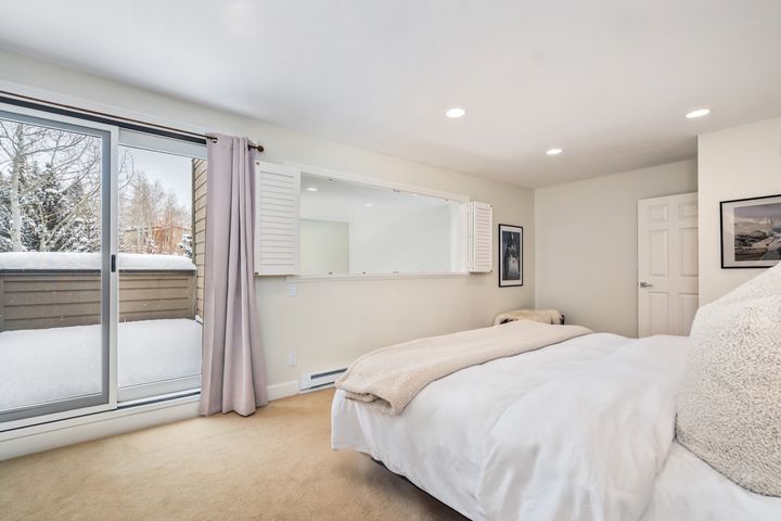 945 Red Sanstone Road A5 021